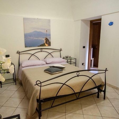 Quintessenza - Sorrento Coast Rentroom ヴィーコ・エクエンセ エクステリア 写真