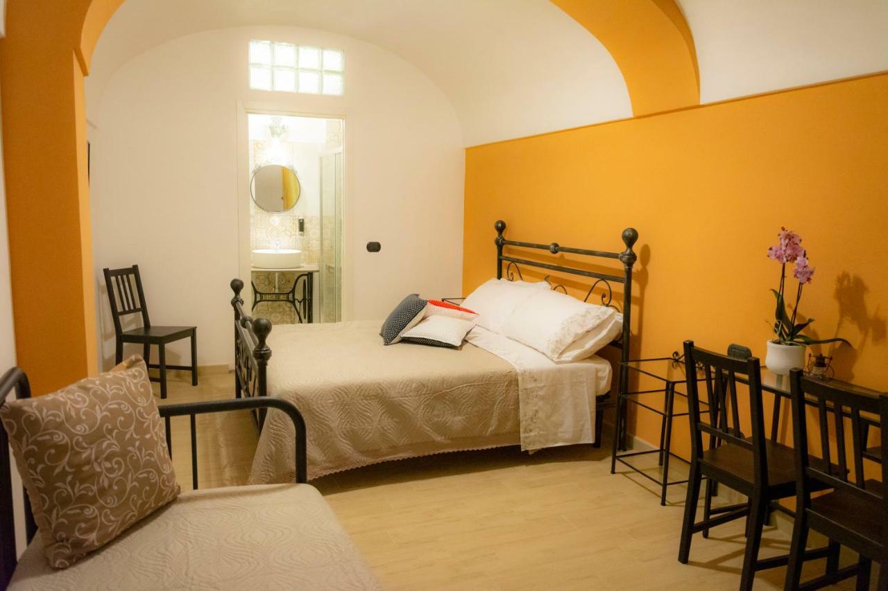 Quintessenza - Sorrento Coast Rentroom ヴィーコ・エクエンセ エクステリア 写真